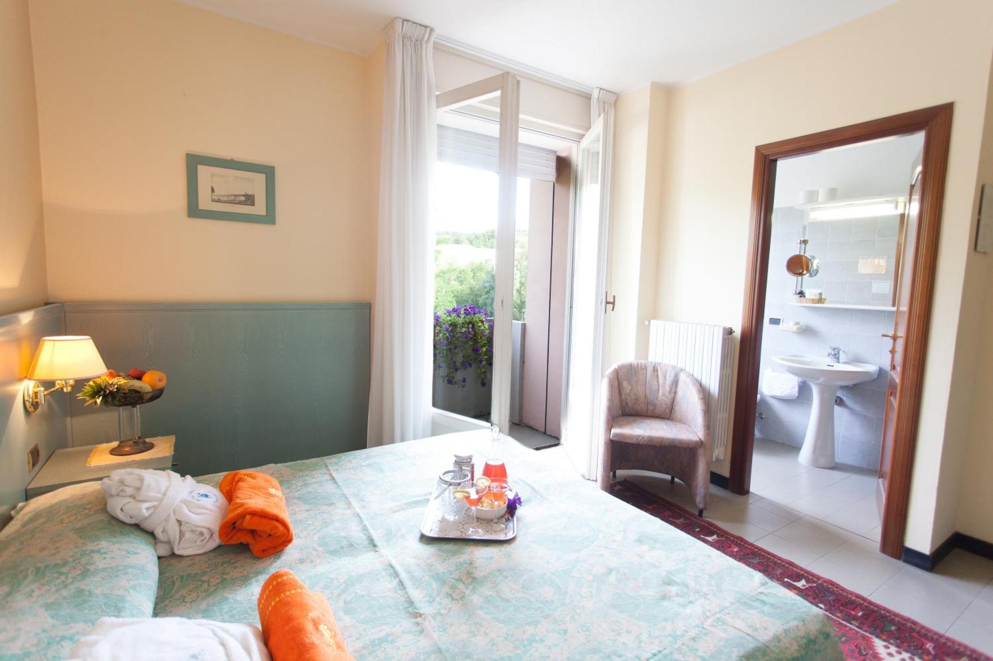 Hotel Sporting Tabiano Terme Værelse billede