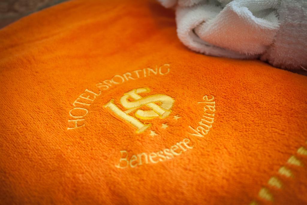 Hotel Sporting Tabiano Terme Eksteriør billede